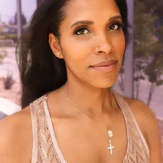 Two Hoop Nose Cuff worn by Cici