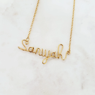 Best Materials To Choose When Buying Wire Name Necklaces