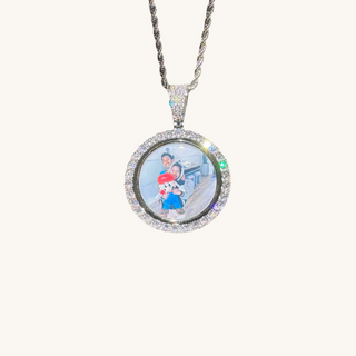 Silver Spinning Picture Necklace