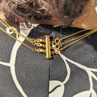 Layered Necklace Detangler