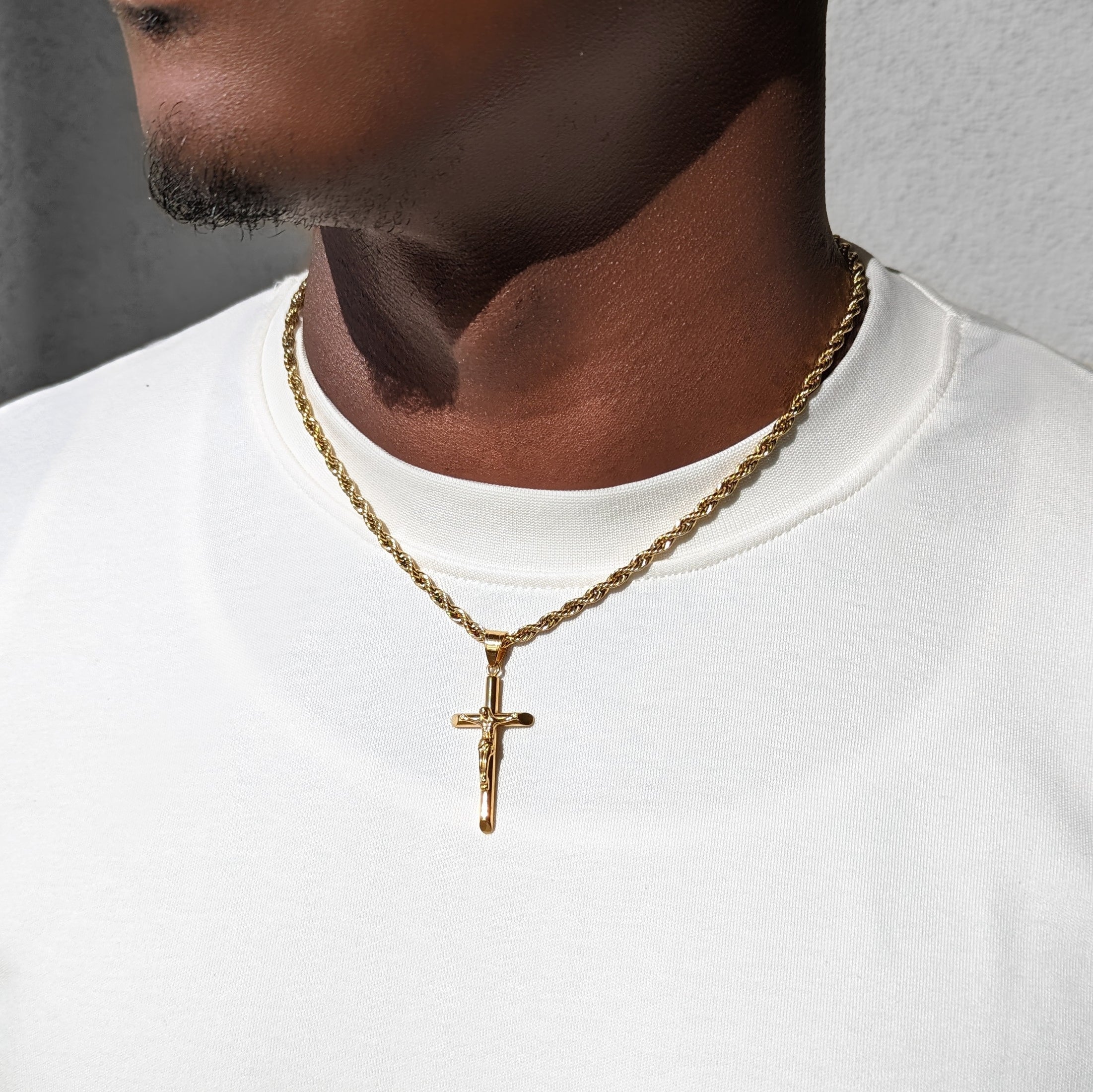 Men’s Gold Crucifix Necklace | Gogo Lush